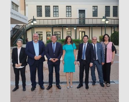Επίσκεψη της Υπουργού Παιδείας, Θρησκευμάτων και Αθλητισμού στο Εθνικό και Καποδιστριακό Πανεπιστήμιο Αθηνών – Έτοιμοι προς χρήση οι χώροι στη Νομική Σχολή που ήταν κατειλημμένοι για πολλά έτη