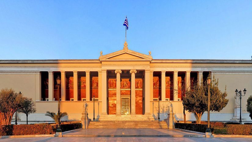 Υποτροφίες και Βραβεία φοιτητών ύψους 400.000 ευρώ διατέθηκαν το 2024 από το Πανεπιστήμιο Αθηνών
