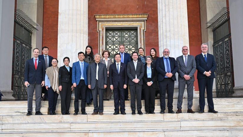 Πανεπιστήμιο Αθηνών – Πανεπιστήμιο Tsinghua: Γέφυρα ακαδημαϊκής συνεργασίας πενταετούς διάρκειας