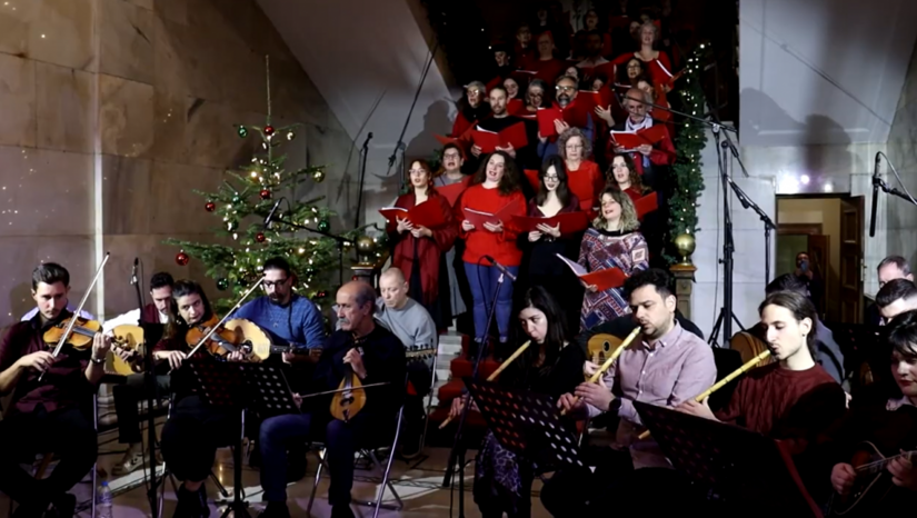 Το ΕΚΠΑ στην Πόλη: Κάλαντα από το Τμήμα Μουσικών Σπουδών του ΕΚΠΑ στο Δημαρχείο της Αθήνας