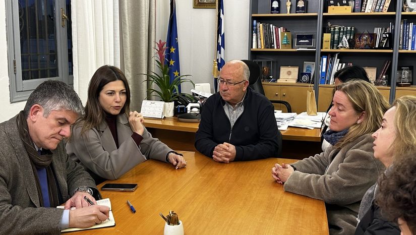 Σαντορίνη: ΕΚΠΑ και Υπουργείο Κοινωνικής Συνοχής και Οικογένειας ξεκίνησαν πρόγραμμα ψυχοκοινωνικής στήριξης παιδιών και οικογενειών