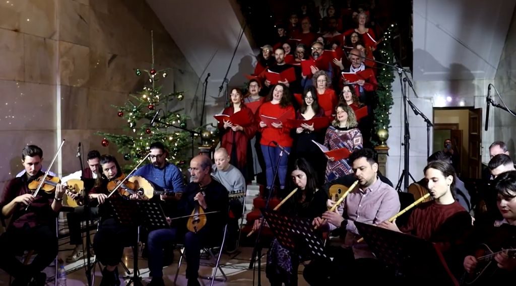 Το ΕΚΠΑ στην Πόλη: Κάλαντα από το Τμήμα Μουσικών Σπουδών του ΕΚΠΑ στο Δημαρχείο της Αθήνας